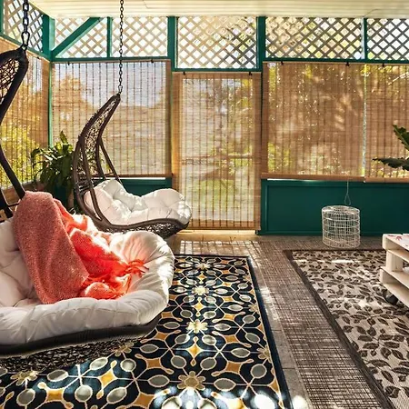 Waterfront Studio Just Minutes To Naples Beaches